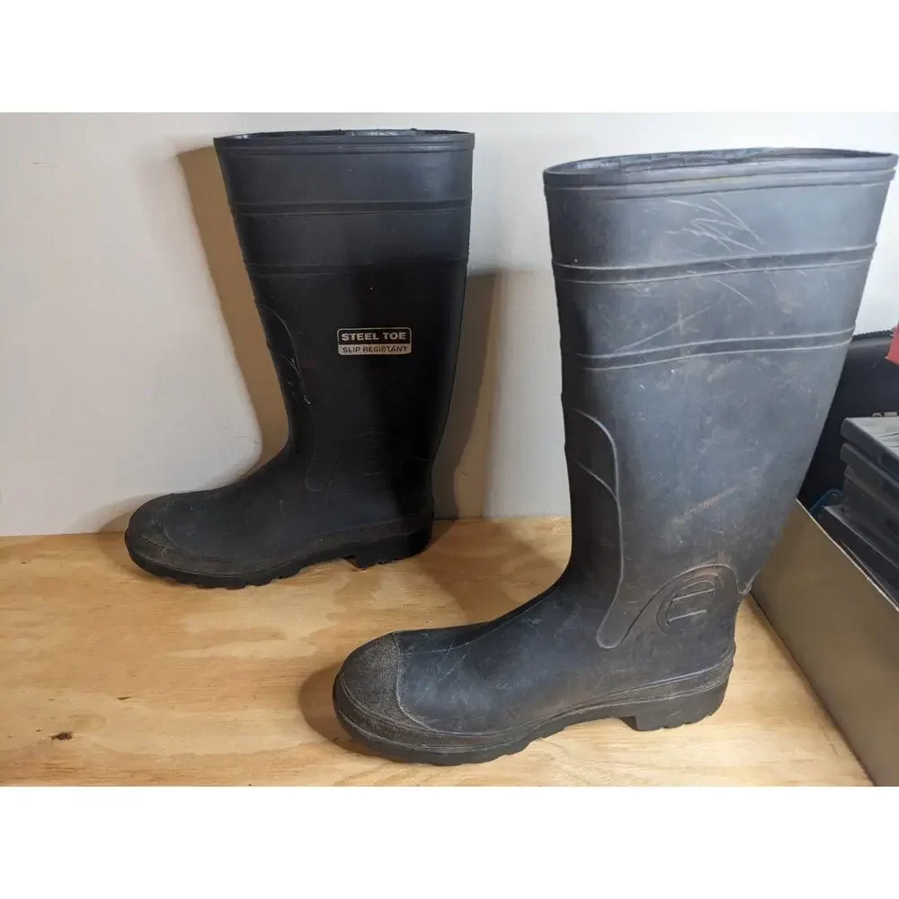 Genfoot Men's Steel Toe Slip Resistant Rubber Boots Size 12